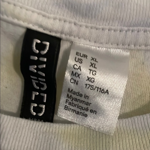 Divided White and Yellow & Gray Crop Top Casual Style - Picture 2 of 5